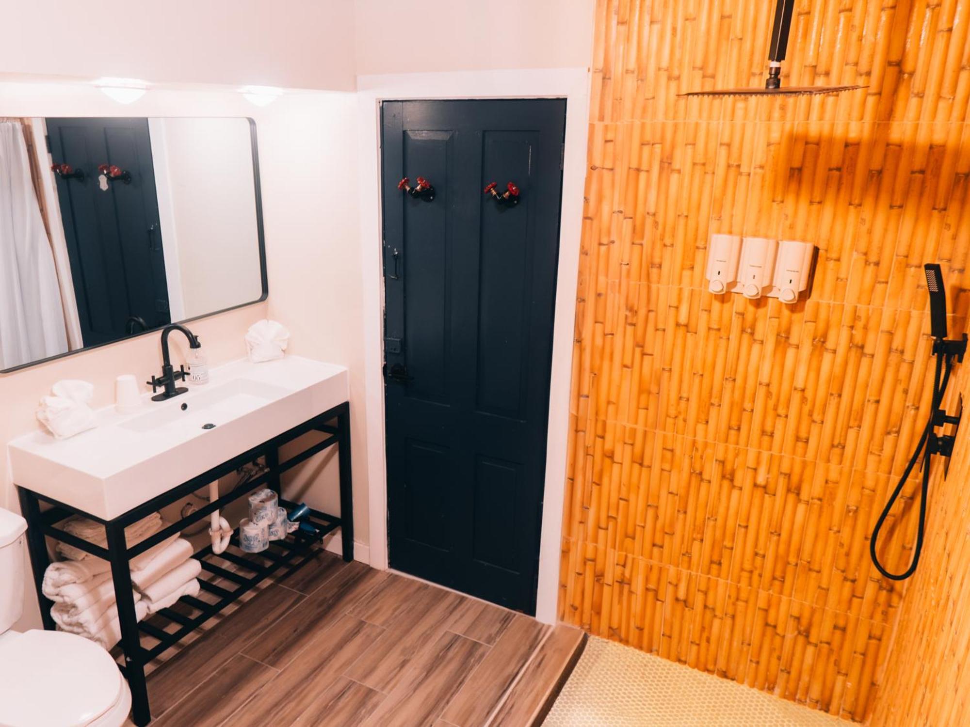 Beachliner Hotel Ocean Grove Bagian luar foto