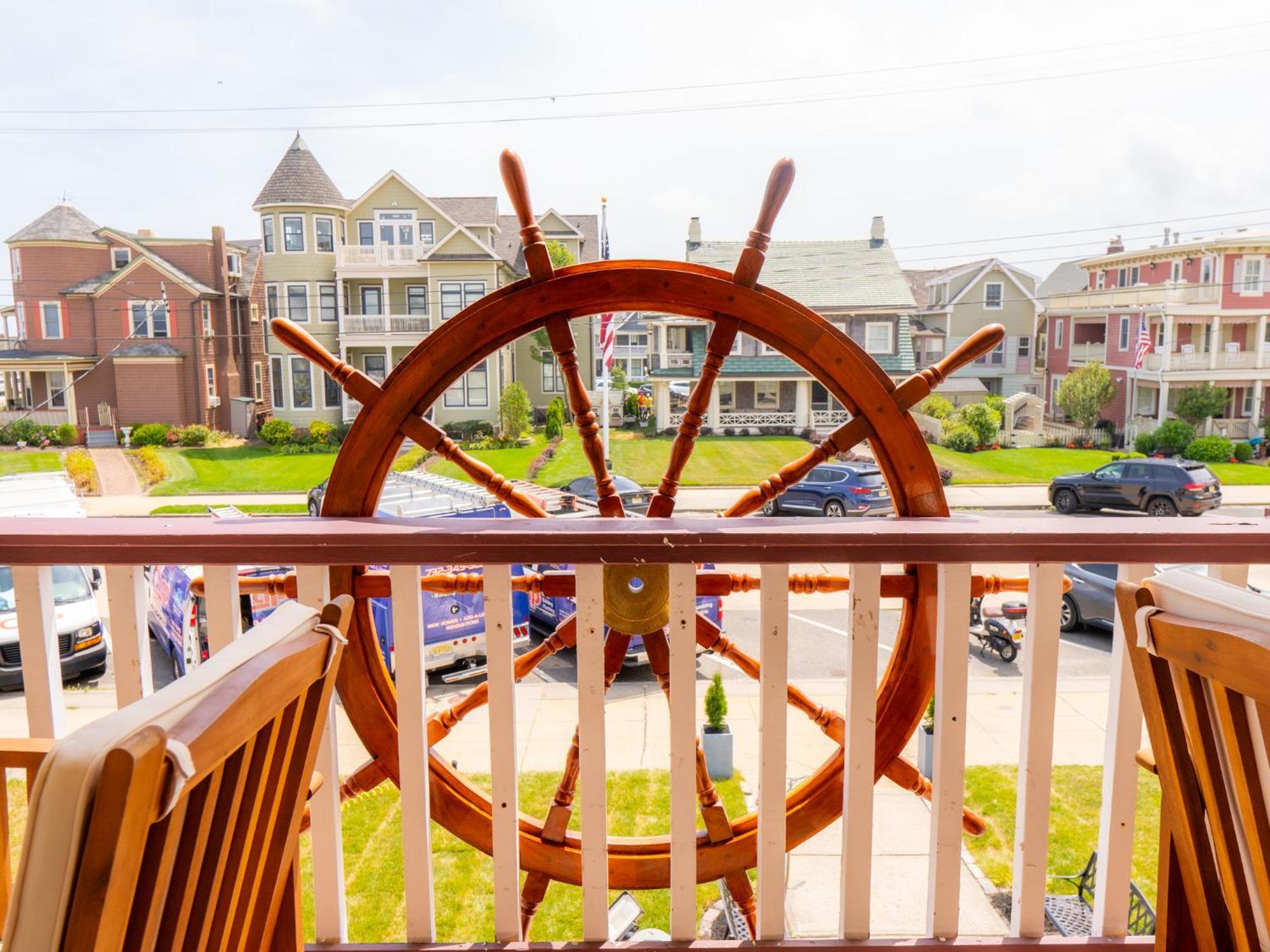 Beachliner Hotel Ocean Grove Bagian luar foto